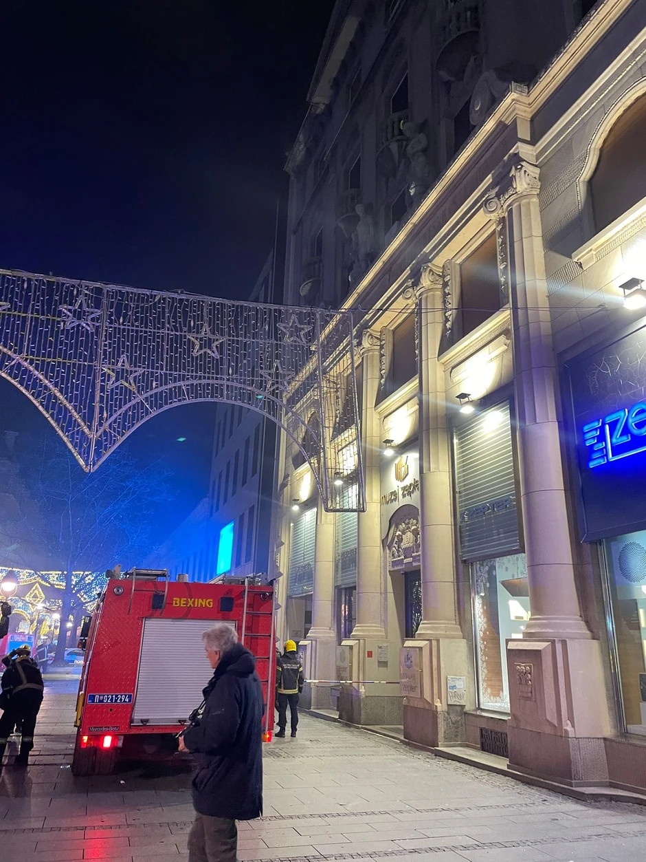 Požar u Knez Mihailovoj ulici