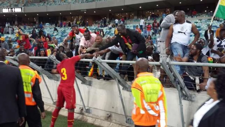 Asamoah Gyan mobbed by fans after Ghana-South Africa friendly