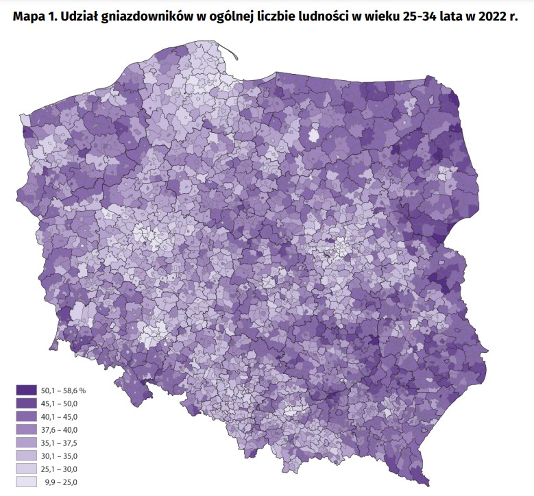 Gniazdownictwo w Polsce w 2022 roku. Najniższe wskaźniki odnotowano w okolicach Warszawy, Trójmiasta, Poznania, Wrocławia i aglomeracji śląskiej. Najgorzej jest na terenach peryferyjnych - szczególnie na wschodniej ścianie Polski.