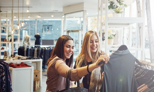 Kiedy w ciągu roku są największe wyprzedaże w Polsce – przewodnik zakupowy