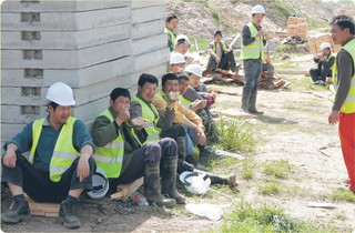 Polska gospodarka nie poradzi sobie bez imigrantów