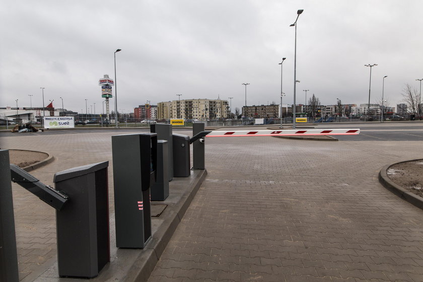 Miasto buduje parking dużo drożej niż spółdzielnia