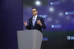 Morawiecki z tajemniczą propozycją dla osób, które nie mogą mieć dzieci. Chodzi o in vitro?