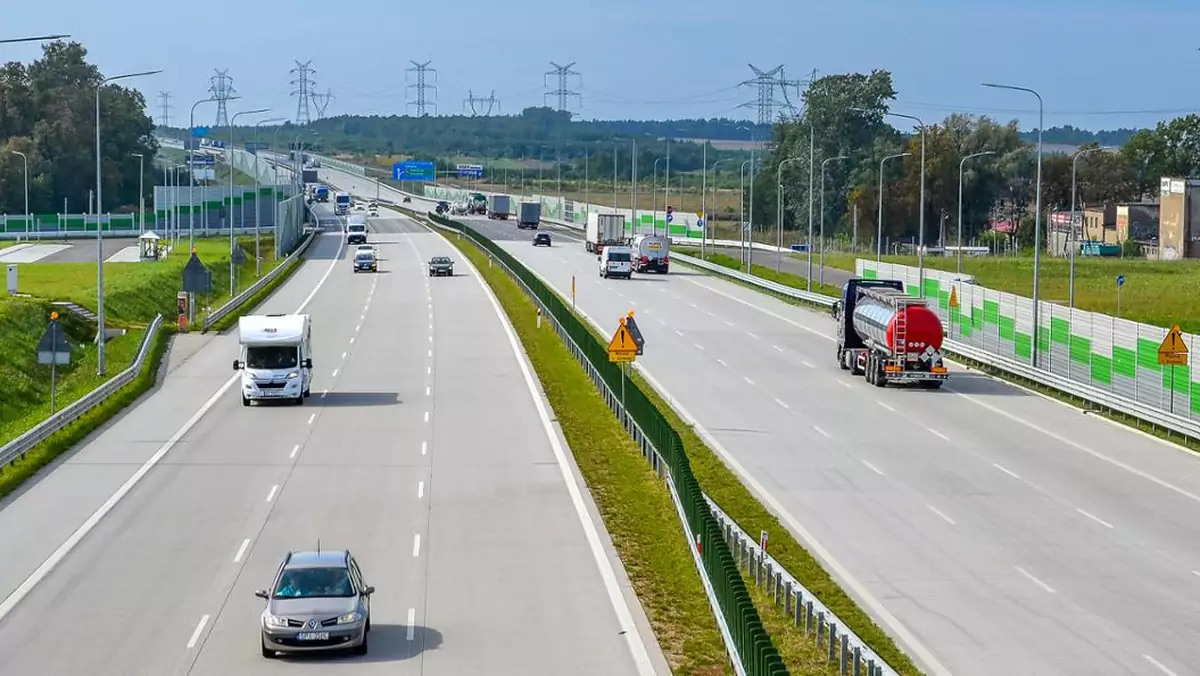 Zakończyły się prace na autostradzie A1 pomiędzy Piotrkowem Trybunalskim i Kamieńskiem