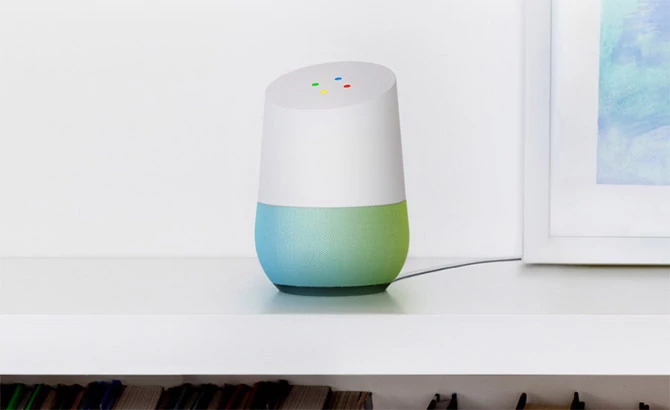 Google Home - inteligentny głośnik, który będzie potrafił sterować innymi urządzeniami w domu