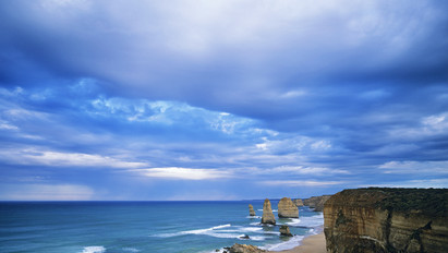 Fehér homokos part, kék tenger, zöldellő pálmák – Ausztráliába repülhetnek az olvasók