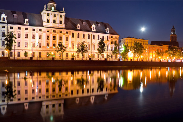 Uniwersytet wrocławski; mat. shutterstock