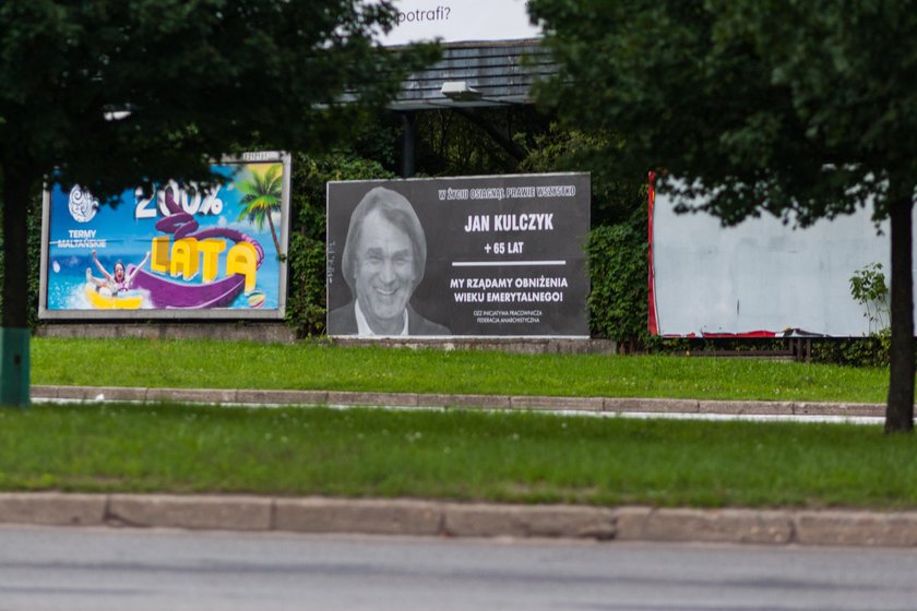 Miał wszystko, nie dożył emerytury. Kontrowersyjny plakat z Kulczykiem