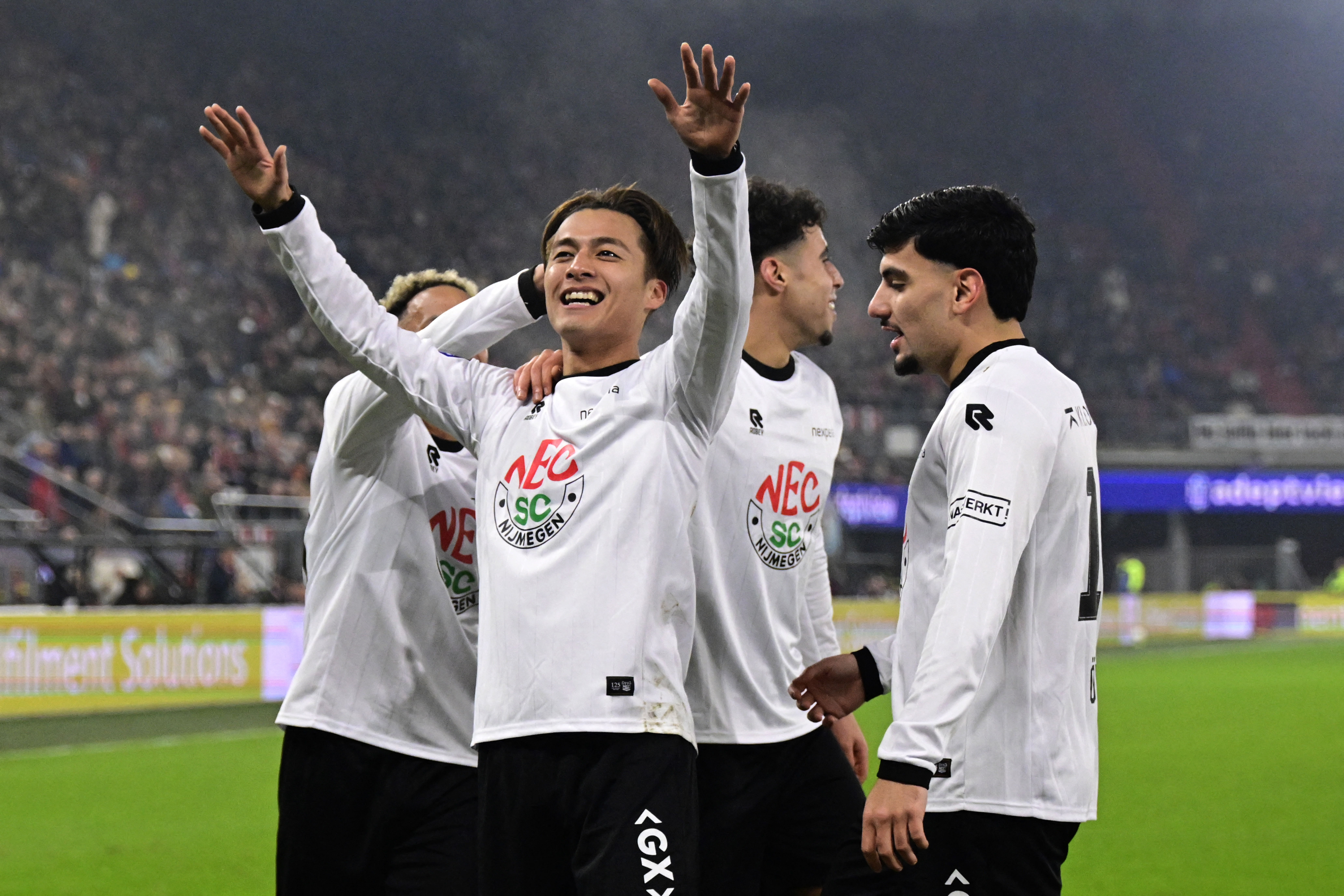 Waarom Sano's topprestatie tegen AZ een probleem kan worden voor NEC