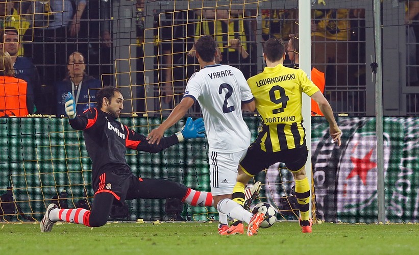 Cztery im 'zapakował'! Tak Lewandowski strzelał gole Realowi