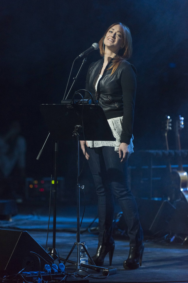 Matylda Damięcka jako David Bowie w spektaklu "Bowie - first step" (fot. Łukasz Giza)
