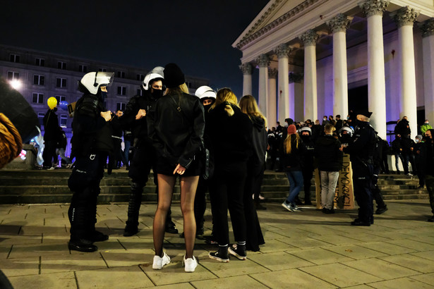 Protesty w Warszawie 28 października 2020 14