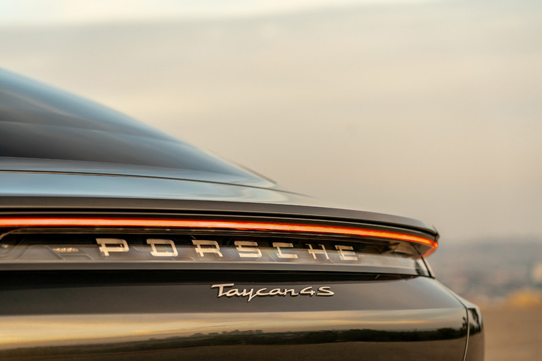 Porsche Taycan