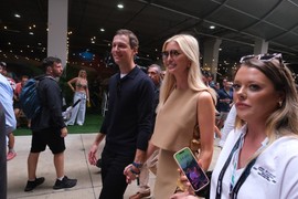 "GURNULI GA KAO DA JE GO*NO NA PUTU", muškarac se približio IVANKI TRAMP, pripadnik TAJNE SLUŽBE brutalno reagovao: Izraz lica Trampove ćerke rekao sve, a komentari gore