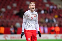 Legia chciał Karola Świderskiego. Wiemy, dlaczego reprezentant Polski w niej nie zagra