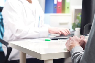 Dane pacjentów na e-tacy. Przestępcy mogli podszywać się pod lekarzy z małych gabinetów