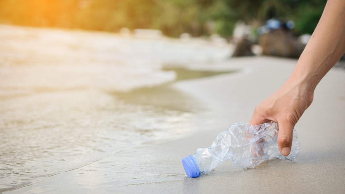 Zakazu plastikowych sztućców i słomek w UE zatwierdzony 