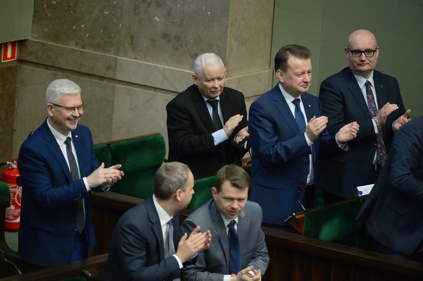 PiS postawił na swoim. Wszystkie poprawki Senatu do ustawy o SN zostały odrzucone