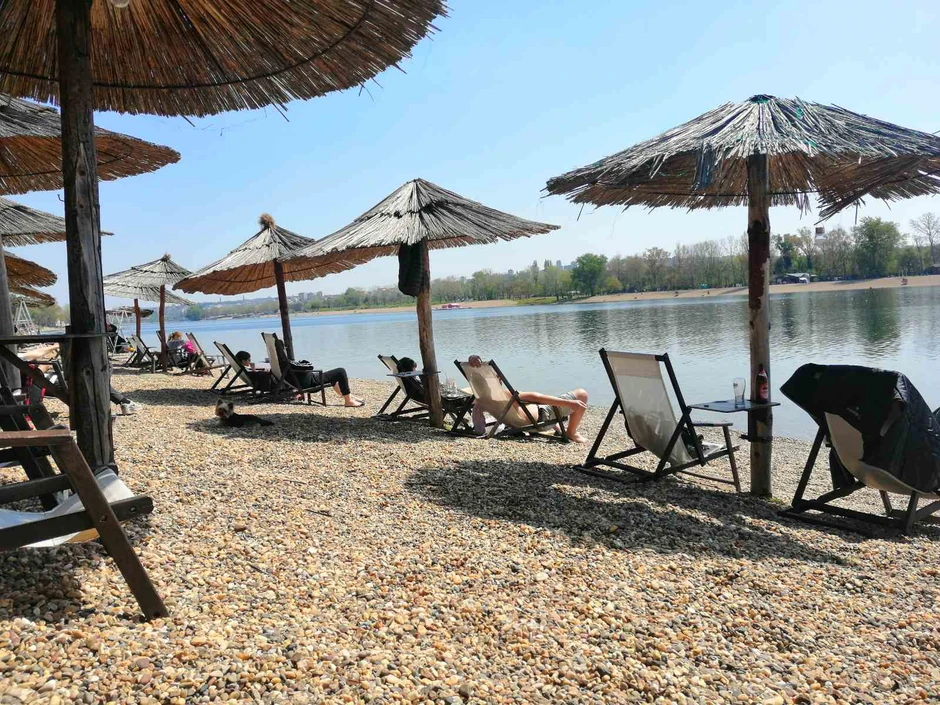 Ada, lepo vreme, Beograd