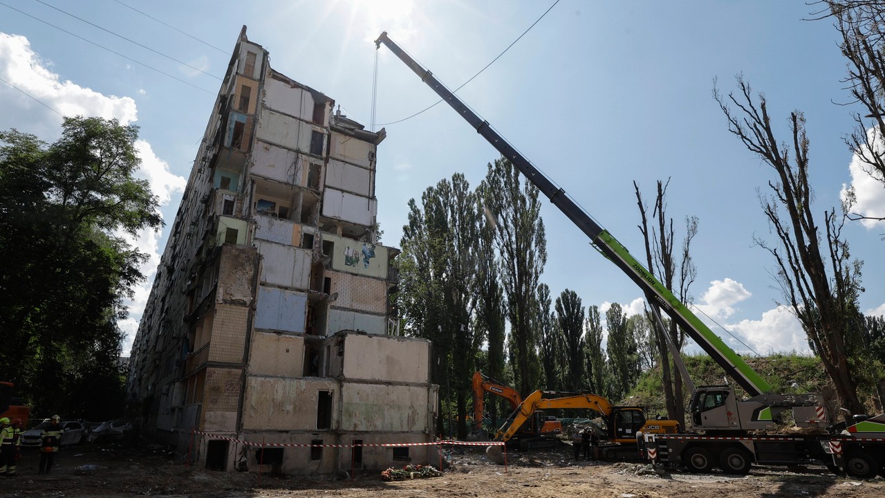 Potężny atak na Kijów. Trzy osoby nie żyją, kilkanaście jest rannych