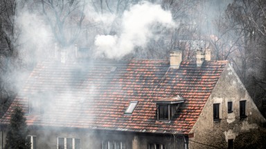 Mazowieckie: nie będzie można palić w kominkach w smogowe dni