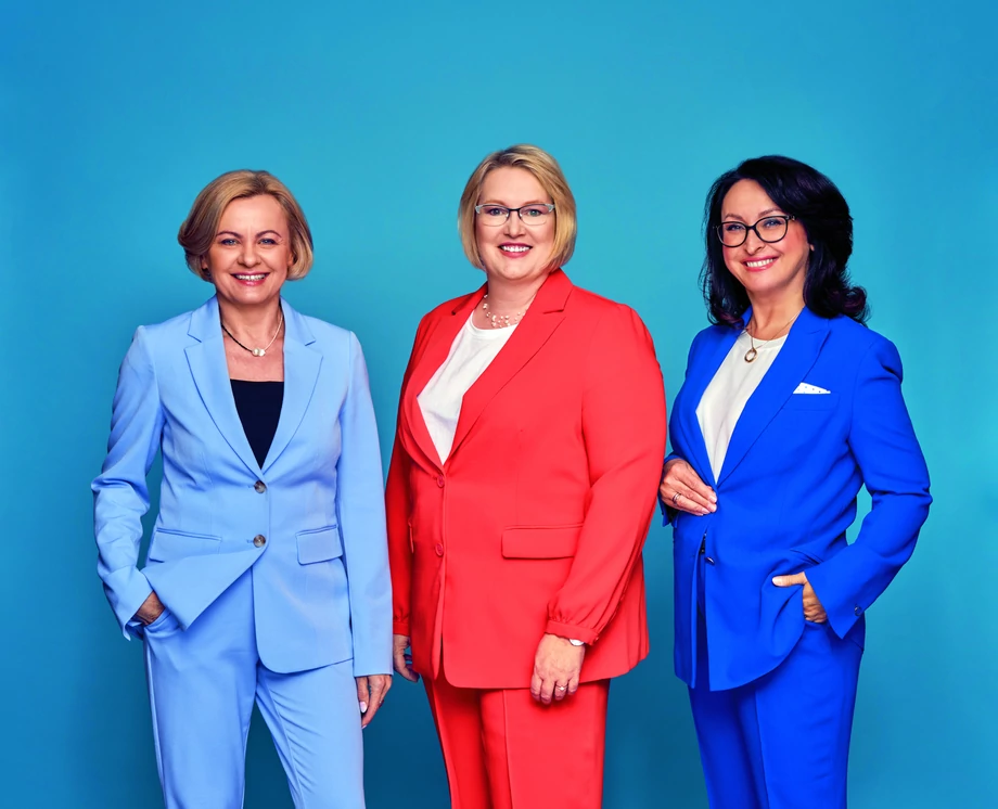 Zarząd Volkswagen Poznań, jako jeden z nielicznych w Polsce, składa się wyłącznie z kobiet (od lewej: Agnieszka Olenderek, Stefanie Hegels i Jolanta Musielak).