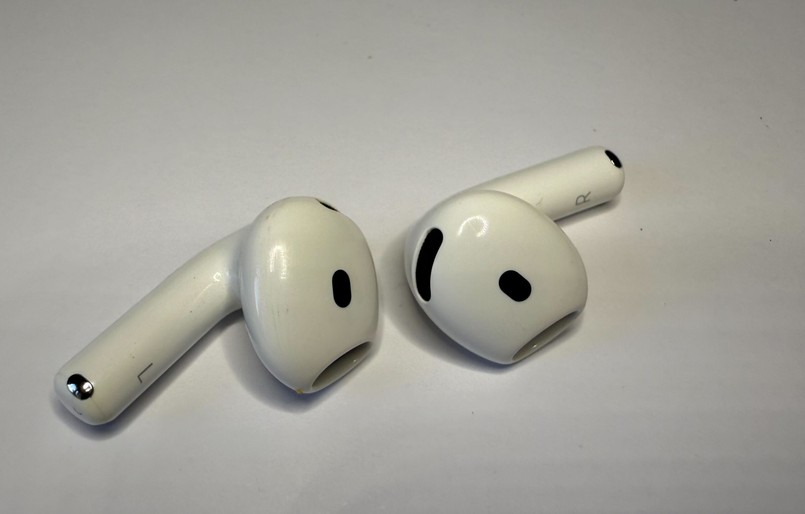 Apple Air Pods 4