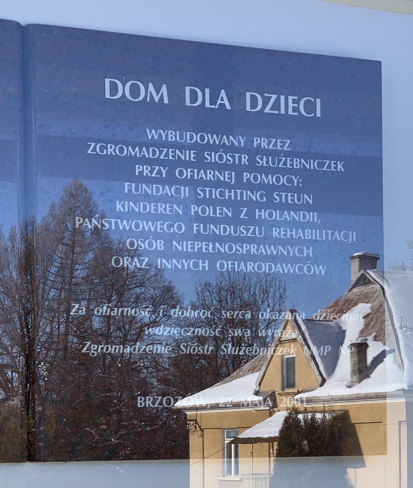 Urzędnicy powierzyli dzieci zakonnicom, ale pieniędzy nie dają