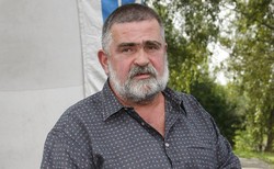 "Siara w kuluarach" pokaże pracę posłów w Sejmie? TVP negocjuje program z Januszem Rewińskim