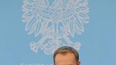 Polska musi oddać miliony UE. Tusk: nie będzie dymisji ministra Kalemby