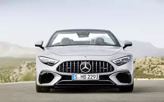 Nowy Mercedes-AMG SL – rasowy sportowiec w eleganckim garniturze