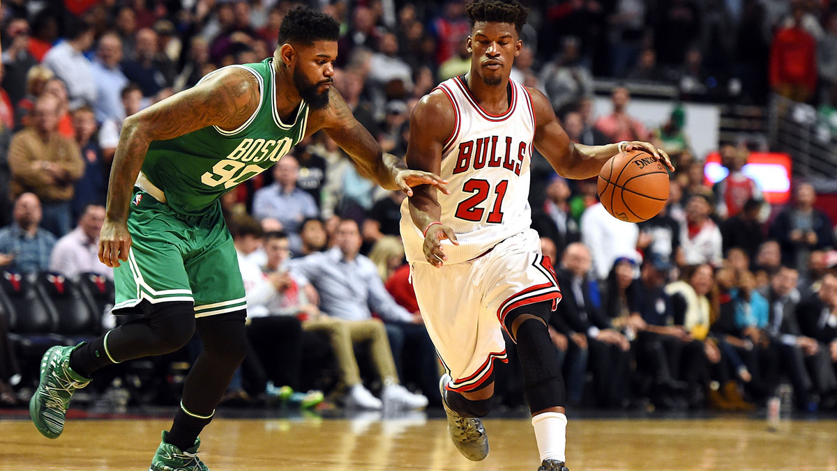 W pierwszym meczu nowego sezonu powiodło się Chicago Bulls, którzy pokonali Boston Celtics 105:99. Bohaterem miejscowej publiczności był dołączony do drużyny w trakcie lata Dwyane Wade.