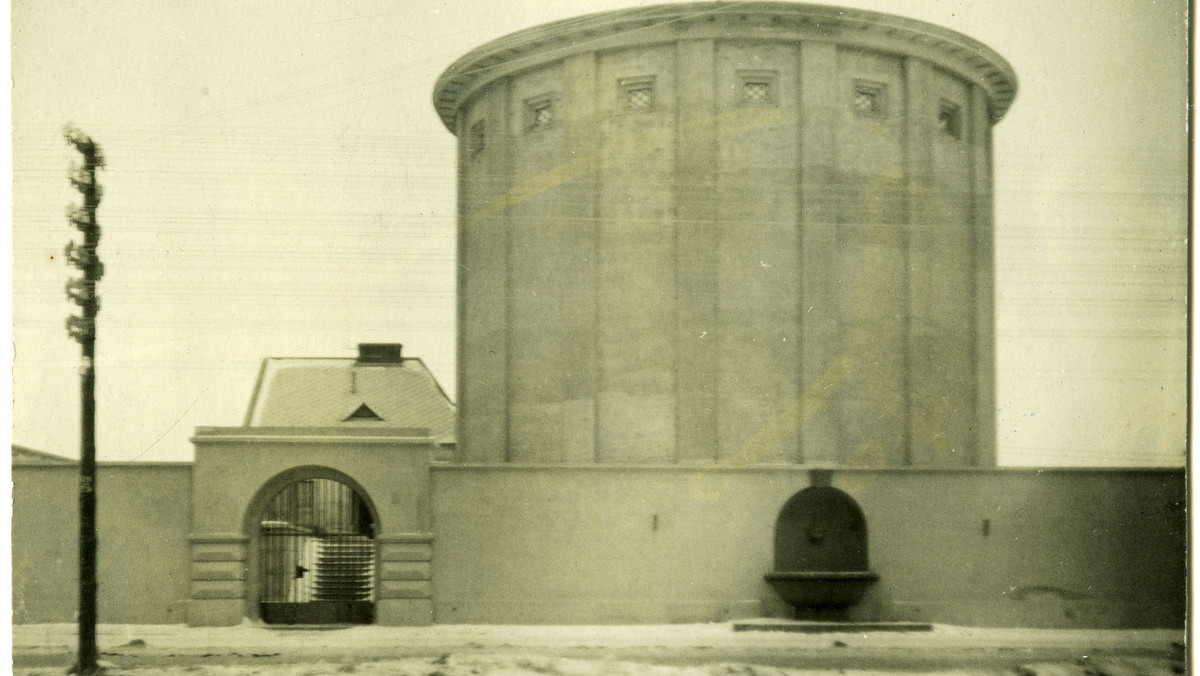 Wodociągowa wieża ciśnień znajdująca się przy al. Racławickich została wpisana do wojewódzkiego rejestru zabytków. Teraz każdy remont będzie wymagał zgody konserwatora zabytków. Obiekt ciągle jest czynny i służy mieszkańcom.