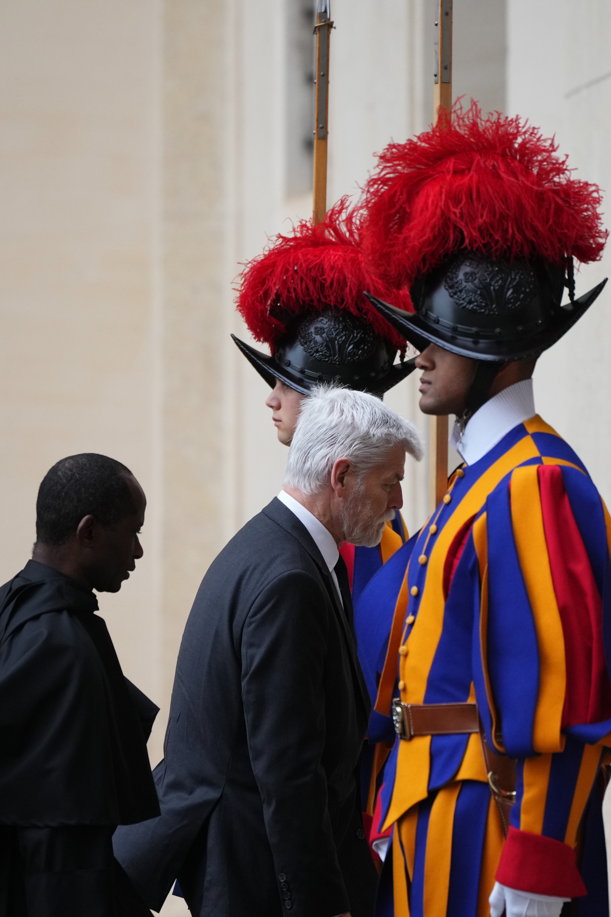 Český prezident Petr Pavel na súkromnej audiencii u pápeža Leva XIV. vo Vatikáne.