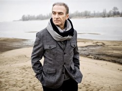 Seweryn Krajewski: Muzyka ma być niesłyszalna