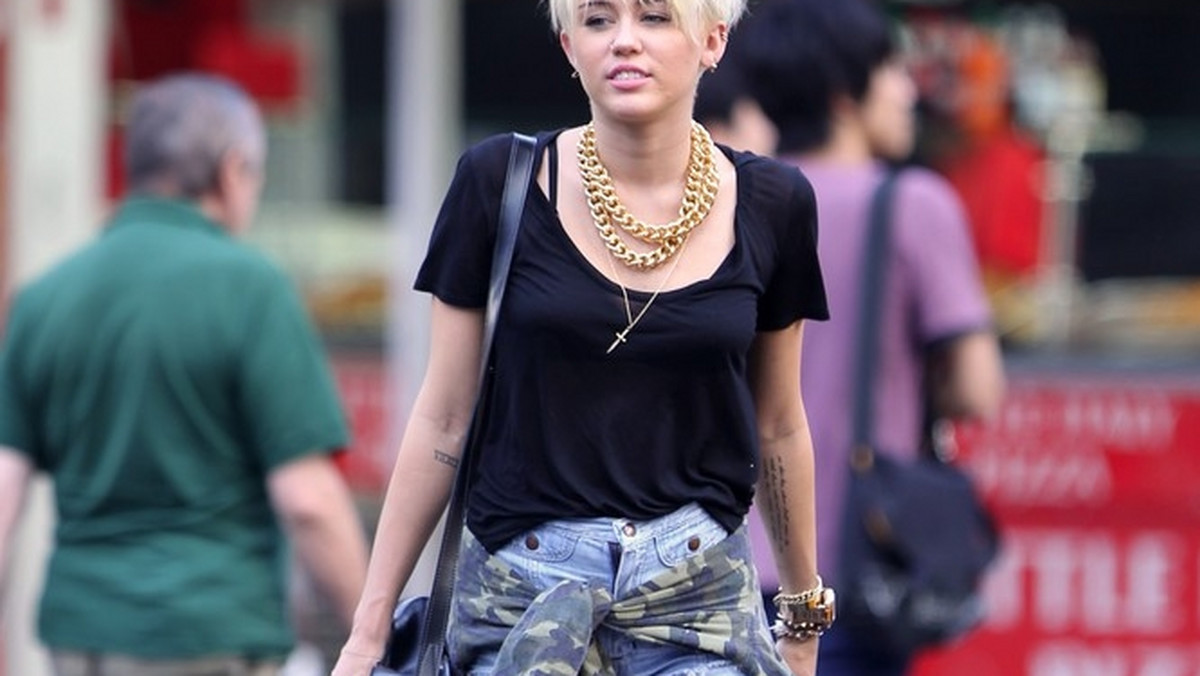 Miley Cyrus  upodabnia się do Amandy Bynes?