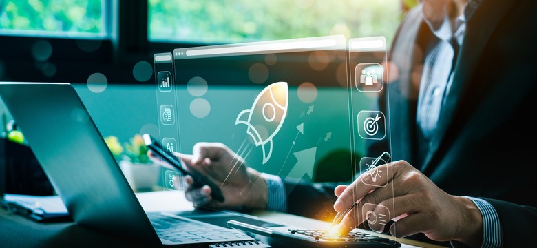 Technologia w nauce: pomoc czy przeszkoda dla ucznia?