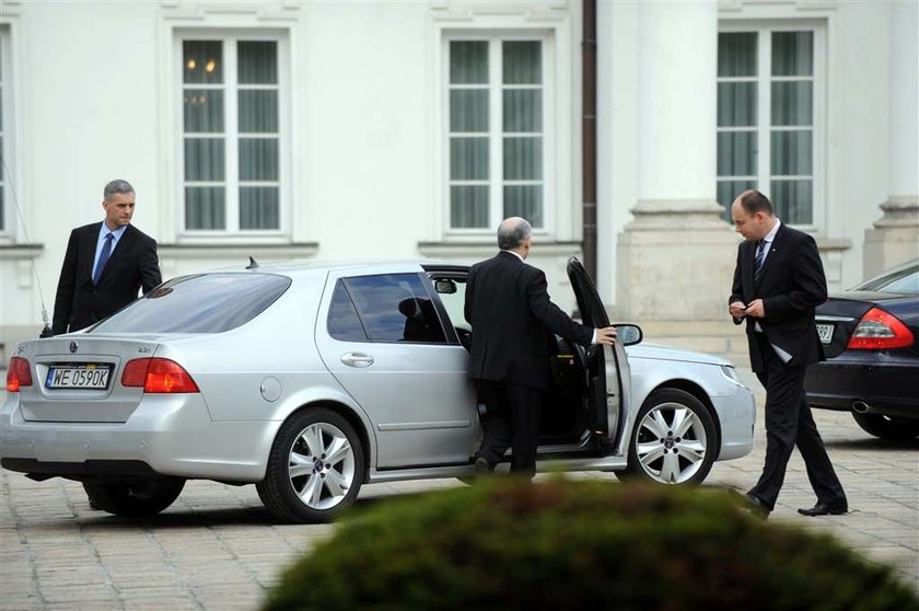 jarosław kaczyński, saab, telefon