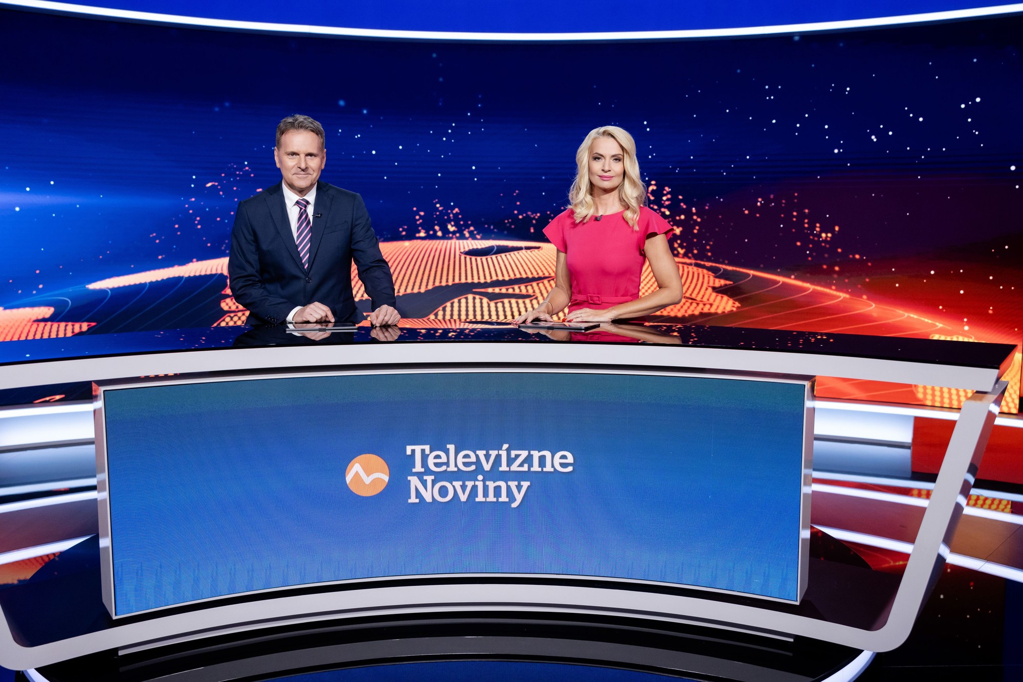 Moderátori Jaroslav Zápala a Marianna Ďurianová.