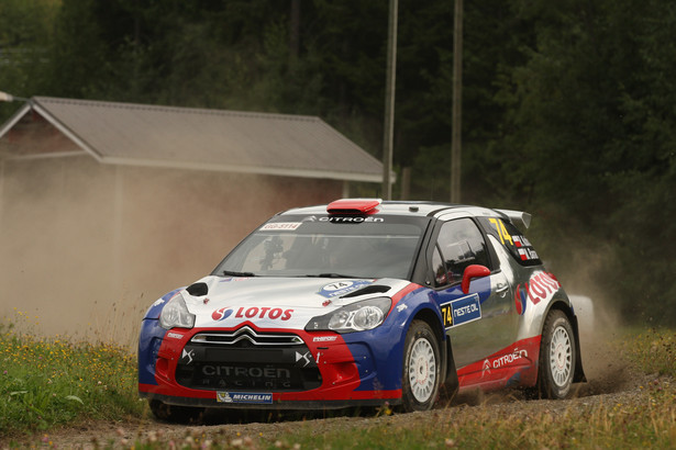 Kubica pierwszy w WRC2 po pięciu odcinkach specjalnych