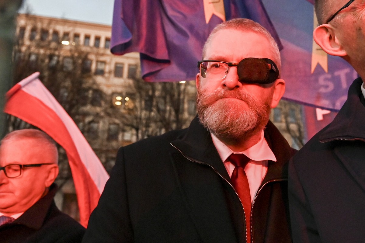 Grzegorz Braun pozbawiony immunitetu w PE. Chodzi o znieważenie lekarki