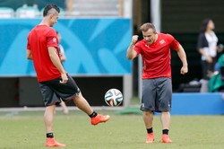 Francja i Szwajcaria zagrają o pierwsze miejsce w grupie E