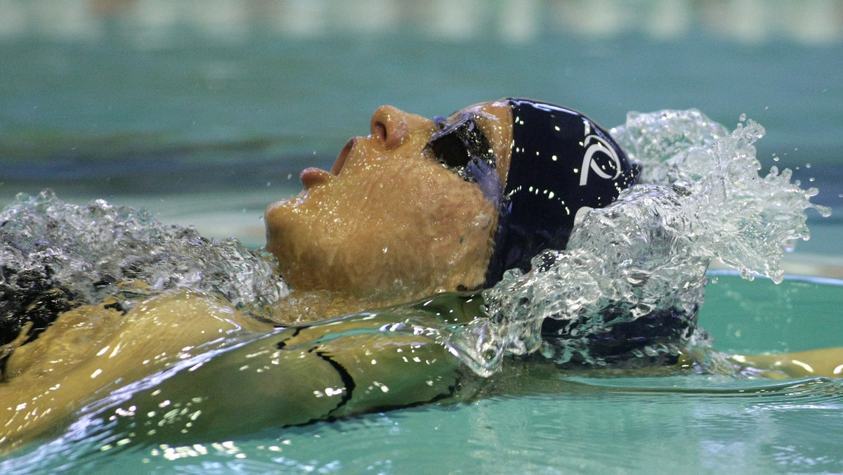 Trzeciego dnia pływackich mistrzostw Polski w Gliwicach w wyścigu eliminacyjnym kobiet na dystansie 50 metrów stylem grzbietowym Aleksandra Urbańczyk ustanowiła nowy rekord kraju - 28,90.