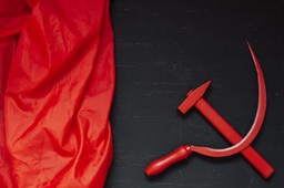 Czerwoni narodowcy. Jak komunista może stać się endekoidalny [Rozmowa z Pawłem Kowalem]