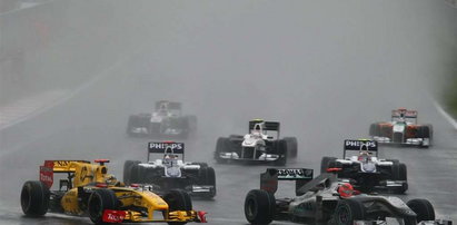 Kubica piąty w deszczowym wyścigu