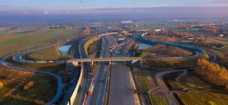 Autostrada A1 częściowo już z dwiema jezdniami po trzy pasy ruchu