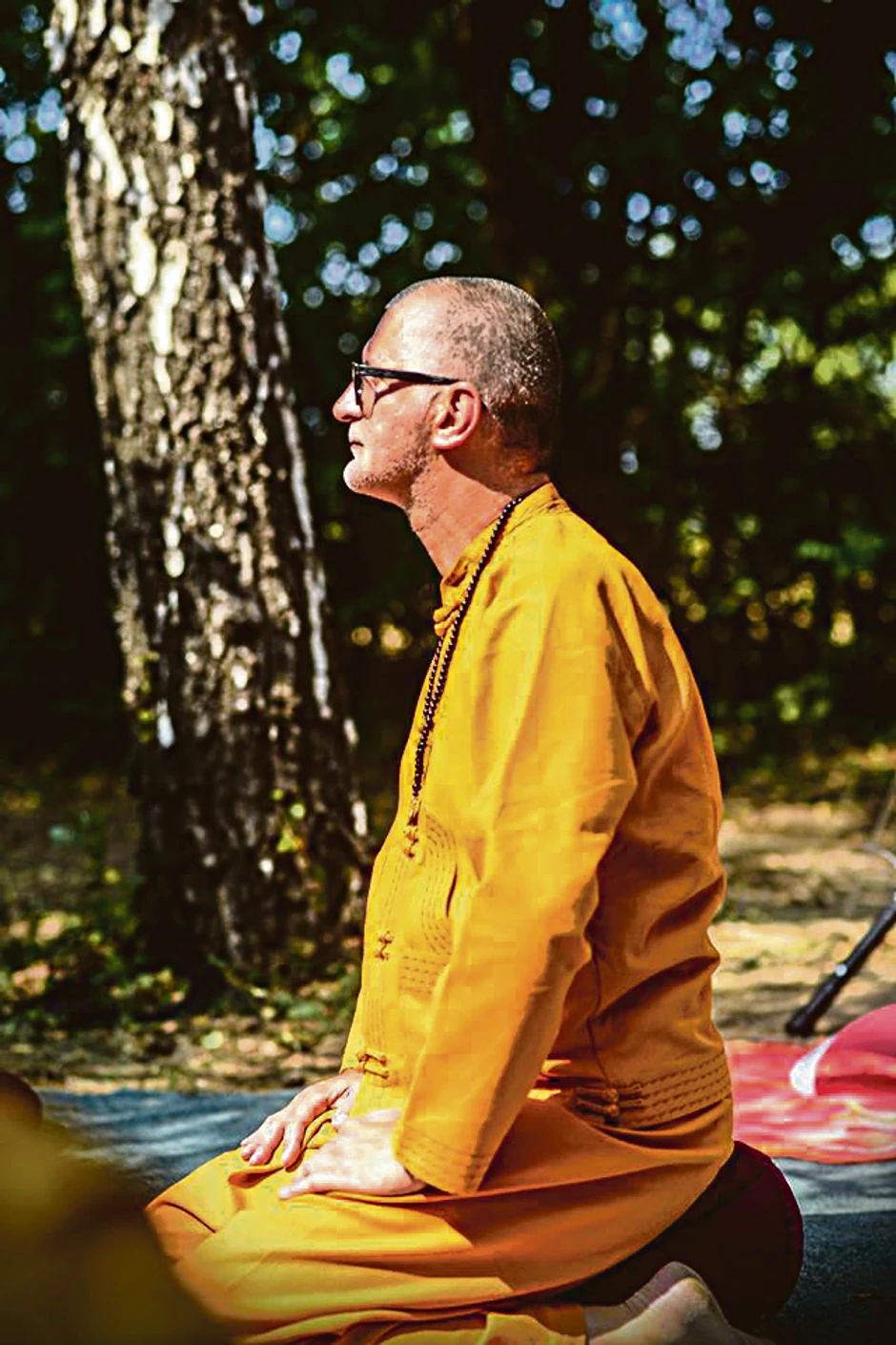 Gile danas: u budističkom hramu u Čortanovcima