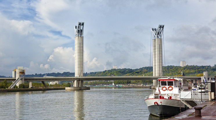 Gustave Flaubert híd /Fotó: Shutterstock