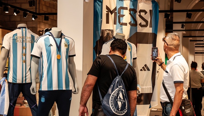 Olbrzymie zainteresowanie Argentyńczyków nową koszulką reprezentacji z trzema gwiazdkami