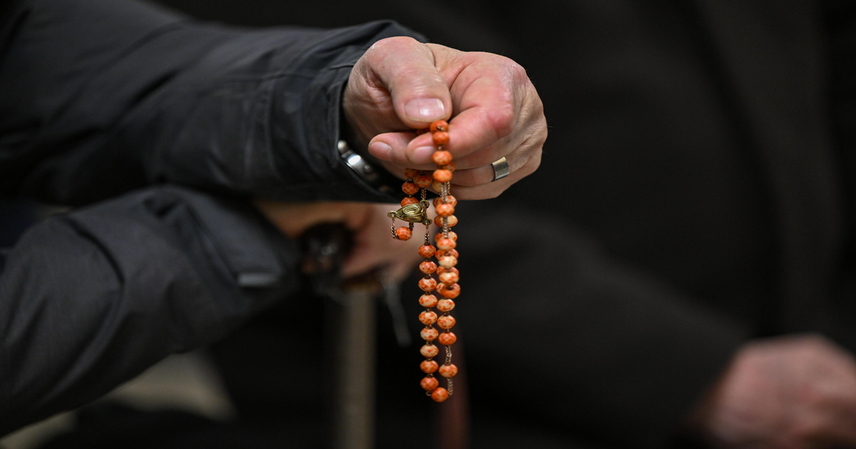 Po-owa-Polak-w-pogorszy-a-stosunek-do-Ko-cio-a-O-50-mniej-alumn-w